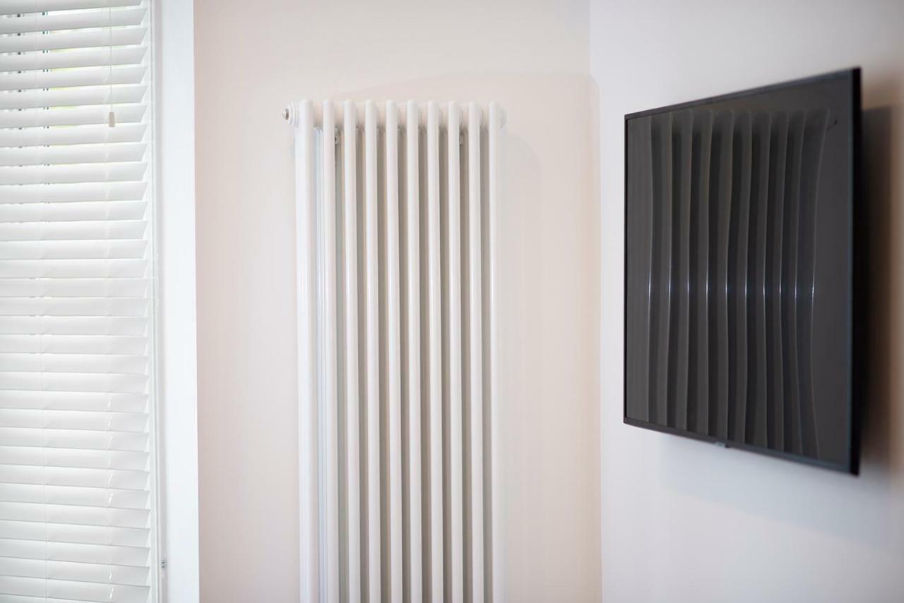 Flat A - Spacious Ground Floor, 1 Bedroom Apartment In Central Southsea, 포츠머스 외부 사진